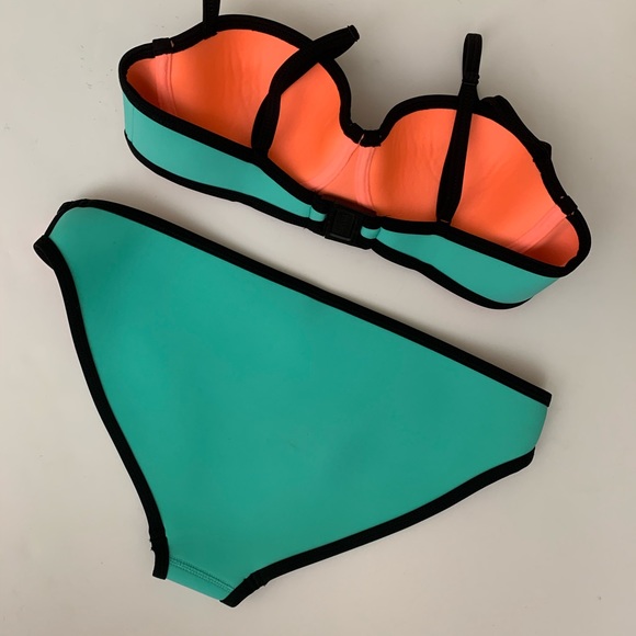 Triangl bikini - Picture 4 of 5